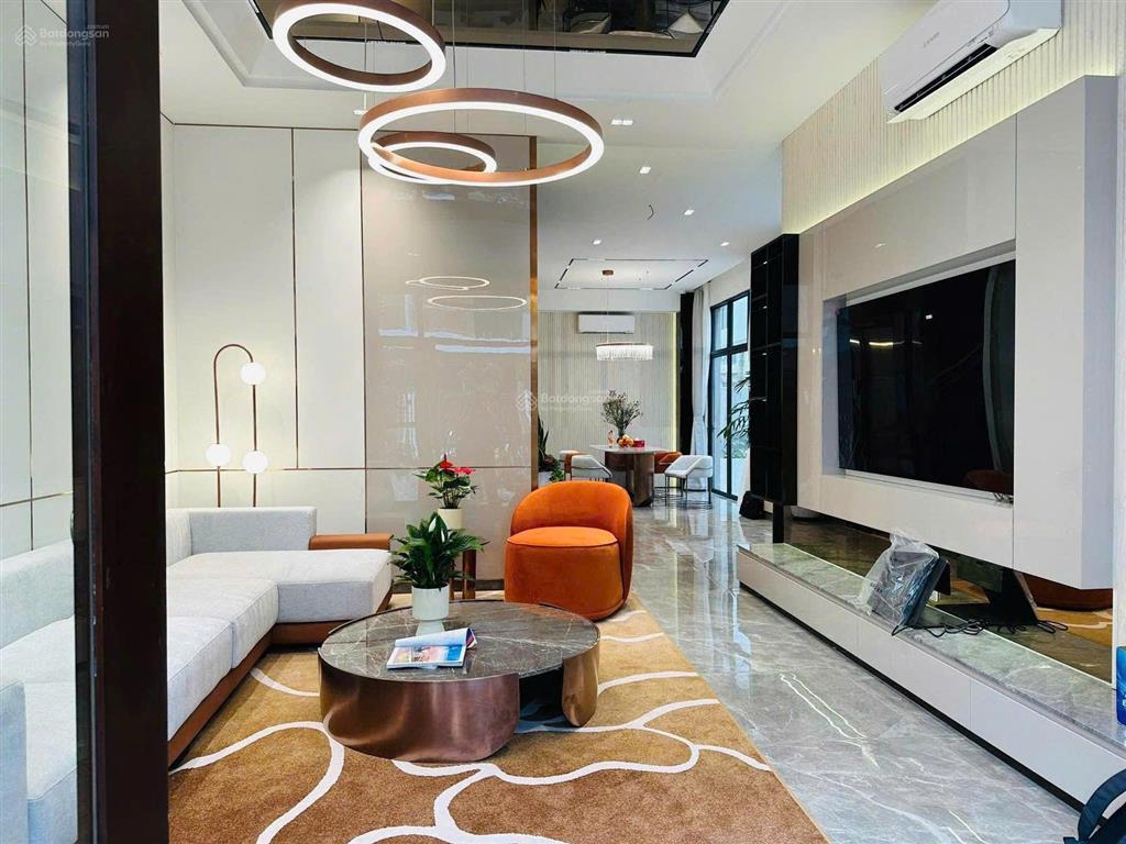 Vinhomes ocean park 3 căn sân vườn xẻ khe dt 105m2, giá 13 tỷ, rẻ nhất toàn dự án