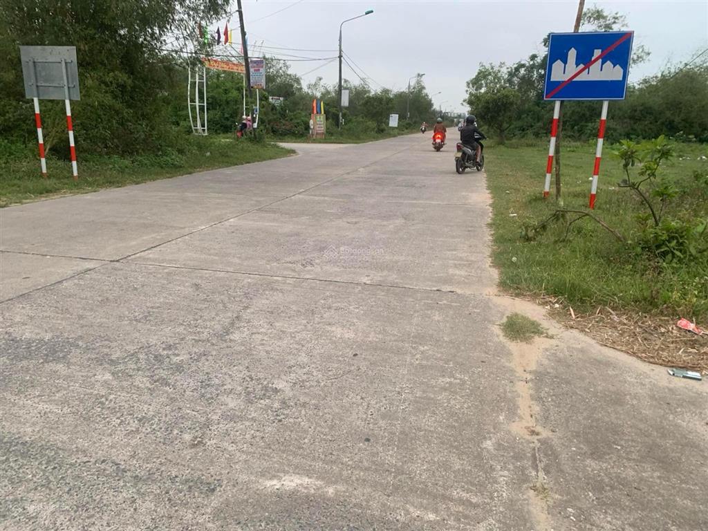 Lô đất mặt tiền đường hồ nghinh, điện nam đông giá rẻ nhất thị trường