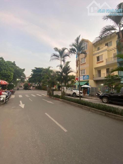Bán Shophouse khu chức năng Tây Mỗ, DT 100m2, trục chính KD, giá chỉ 17.X tỷ