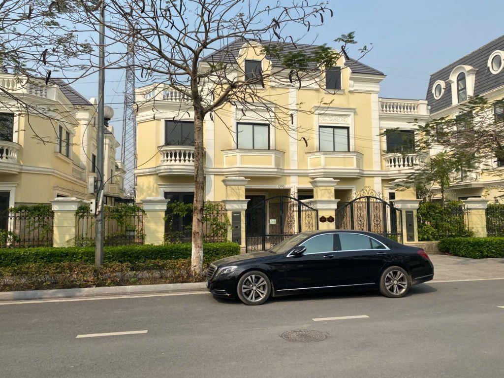 Bán BT trục 30m Dương Cầm 4, An Lạc Symphony, DT 201m2, KD đỉnh, view hồ