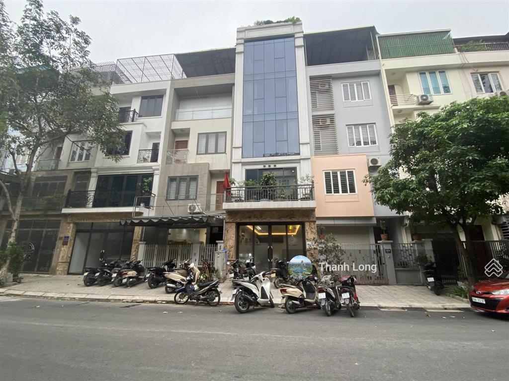 Chính chủ gửi bán căn lk văn khê hà đông, thang máy, kd 83m2x5t. giá tốt thị trường