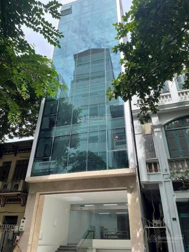 Bán gấp tòa nhà vp vạn phúc, hà đông. dt 80m2, 6 tầng full nội thất, thang máy giá hơn 20 tỷ