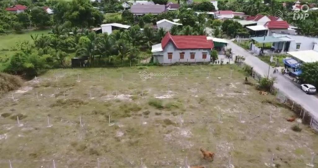 Giá tốt. bán đất suối tiên gần 500m2 rất đẹp mặt đường nhựa lớn 10m, thôn gò mè khu đông đúc