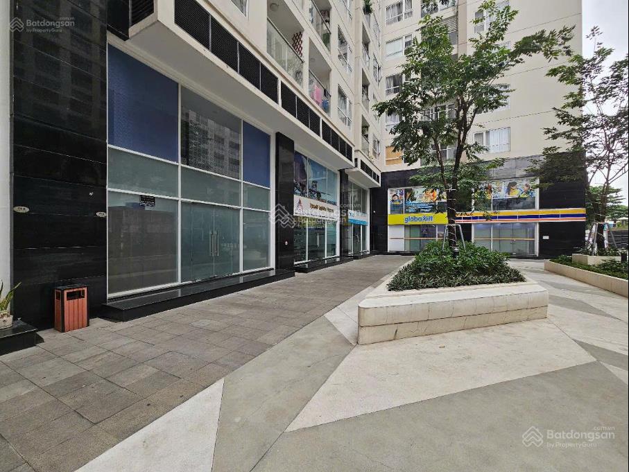 Ngộp bank cần bán gấp căn shophouse sky center 5b phổ quang, dt 130m2 trệt, lửng giá bán 7 tỷ