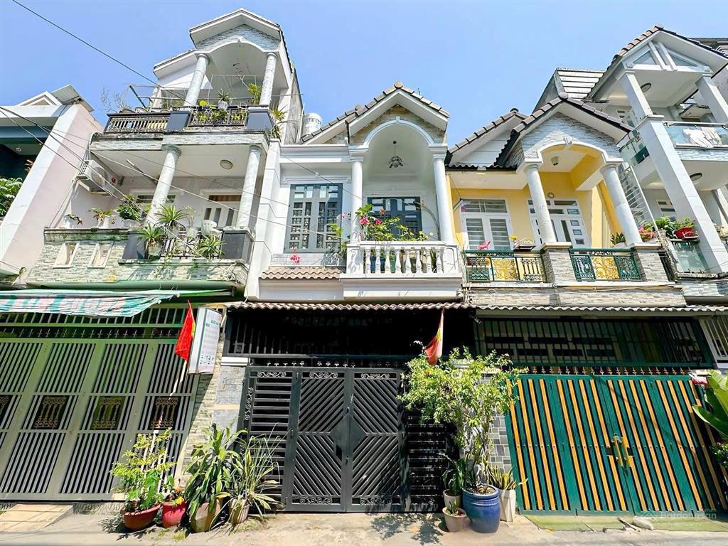 Nhà liền kề kdc phúc an, full nội thất xịn, dt 5x16m, giá bán 8 tỷ 990tr xem nhà alo em thúy