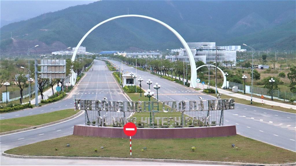 Trả nợ bank cần bán gấp đất khu công nghệ cao dt 150m2liên chiểu, giá chỉ 2.x tỷ, giá tốt.