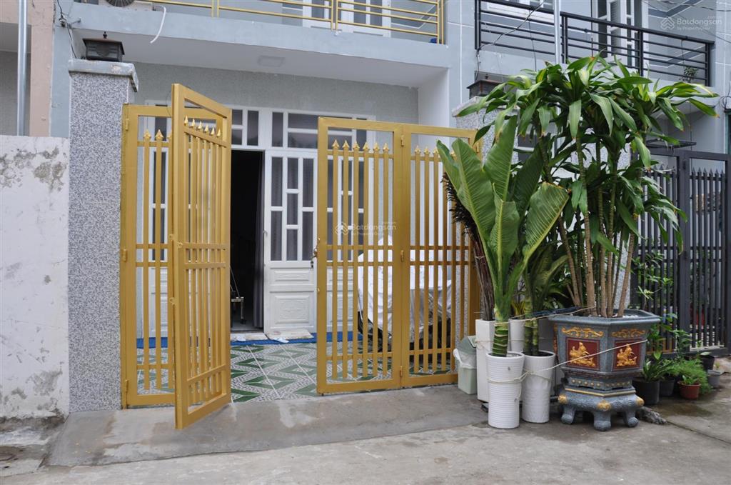 Bán nhà riêng tại đường 835b, 2,3 tỷ, 100m2, 3pn, 2wc, pháp lý đầy đủ, chính chủ, hot