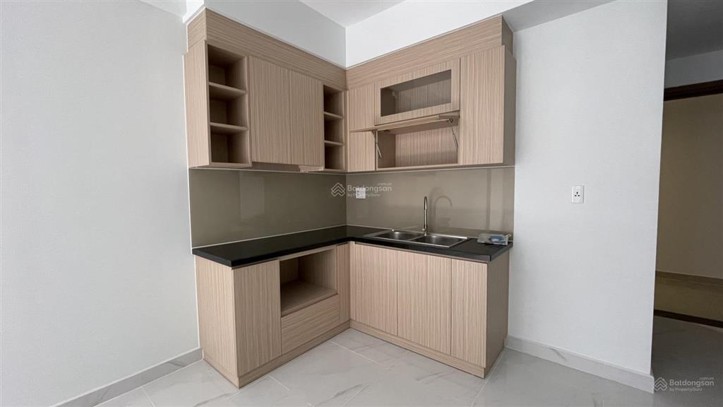 Bán gấp căn hộ lovera vista giá 2,950 tỷ 2pn/2wc thương lượng sổ hồng sẵn
