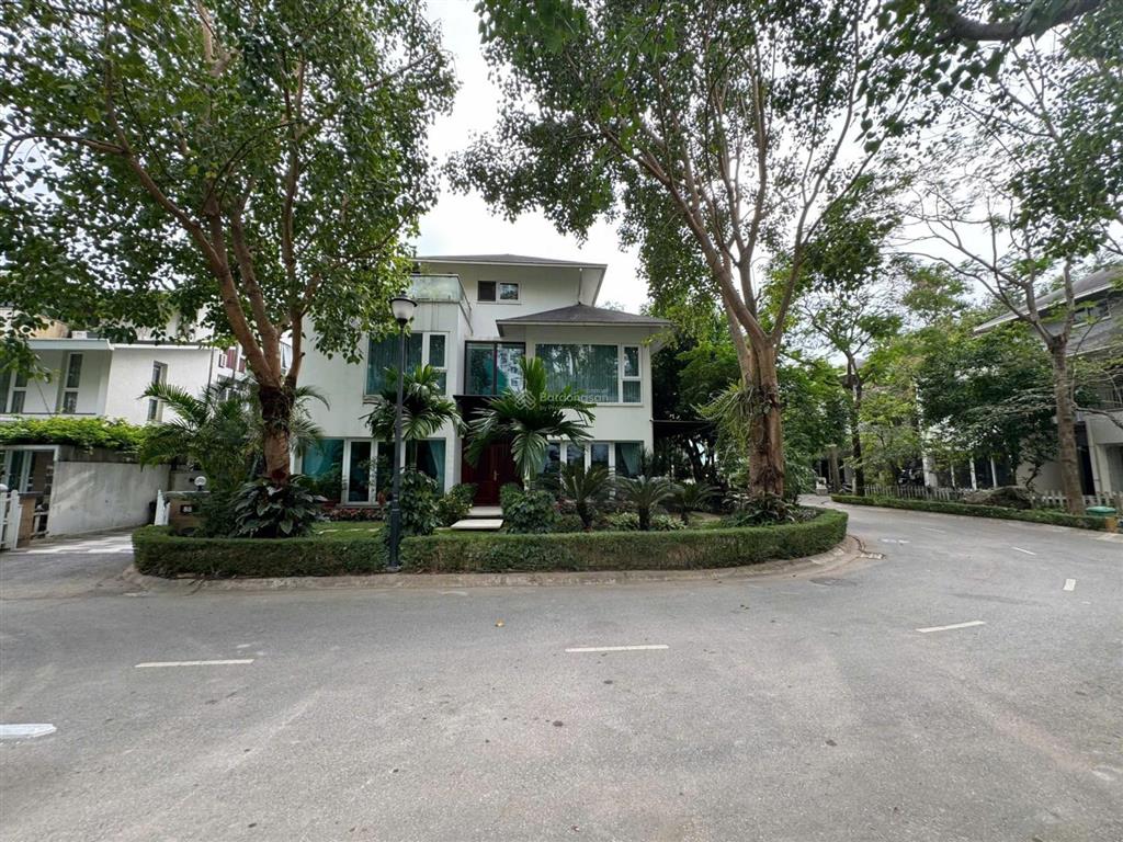 Biệt thự đẹp tại ecopark, 65 tỷ, 325m2, 3pn, 4wc, giá ưu đãi, uy tín