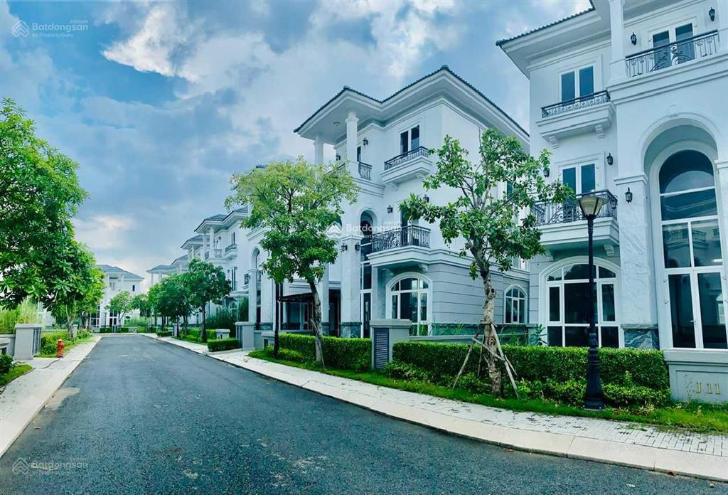Biệt thự đơn lập sol villas, ngay trung tâm q.2. dt 264m², chỉ 33 tỷ. 0902 746 ***