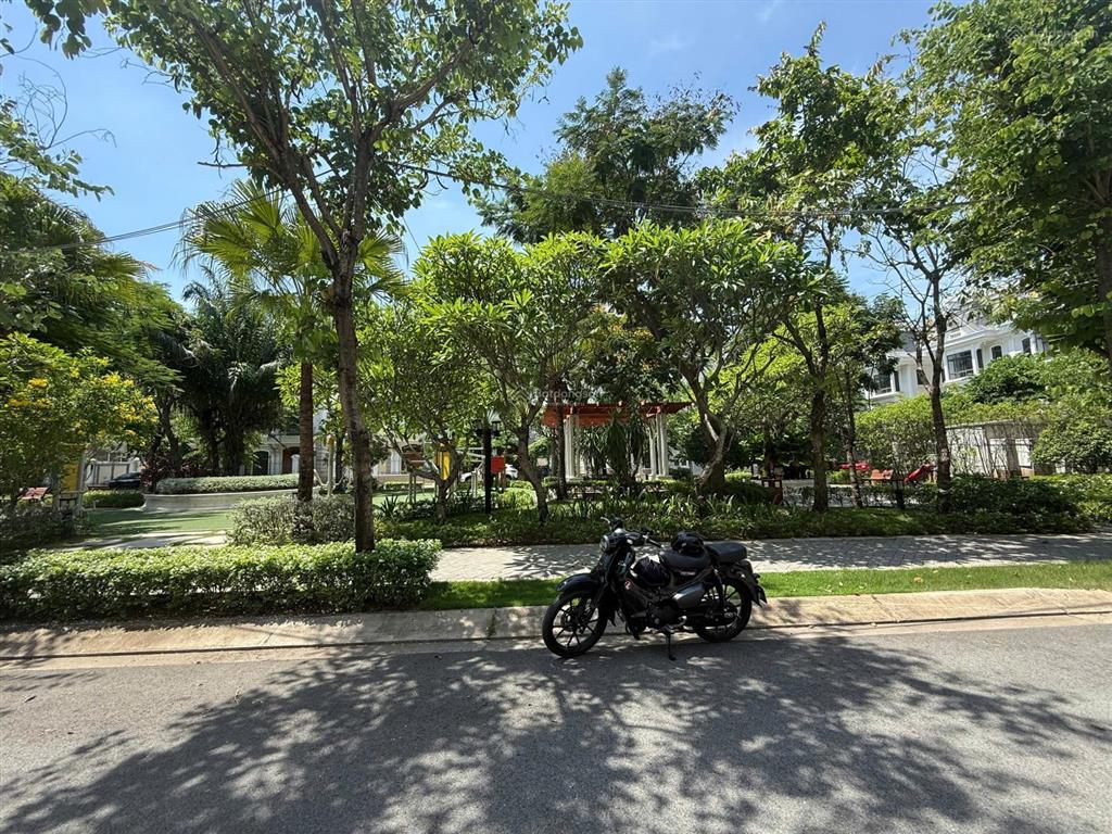 Bán biệt thự đơn lập view trực diện công viên victoria village 15x20m 267m2, sổ hồng giá 65 tỷ tl
