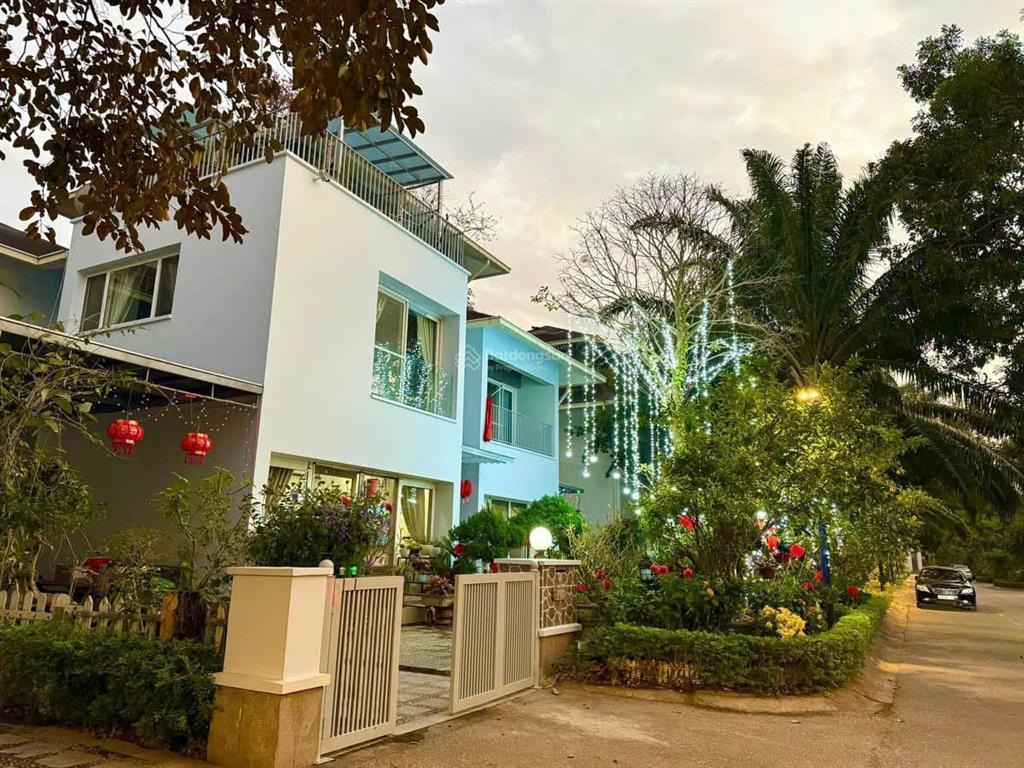 Giảm ngay 2 tỷ cho khách chốt trong tuần căn vườn mai ecopark. hoàng đạo 0982 996 ***