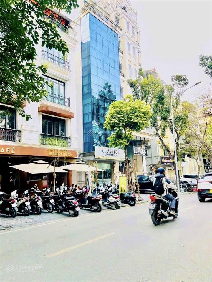 Cần bán nhà mặt phố hàng bông, quận hoàn kiếm. dt sổ 110m2 x 5t, mt 4,5m. vị trí đẹp, kd sầm uất