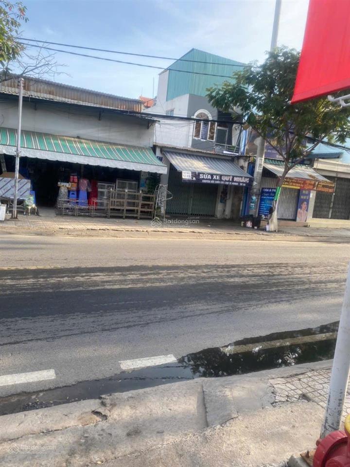 Chính chủ bán nhà mt số 35 nguyễn bình phú xuân nhà bè 6,8x15m 100m2 nhà cấp 4 chỉ 6,9 tỷ tl