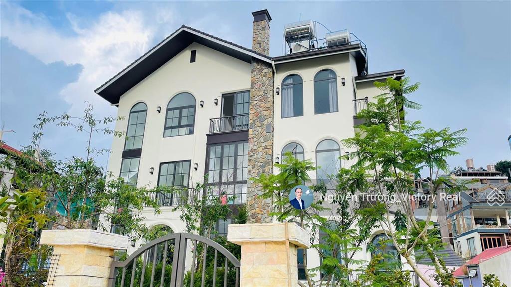 Biệt thự view đẹp giá chỉ 24 tỷ đường đống đa, p3, đà lạt, lâm đồng, 1km hồ xuân hương