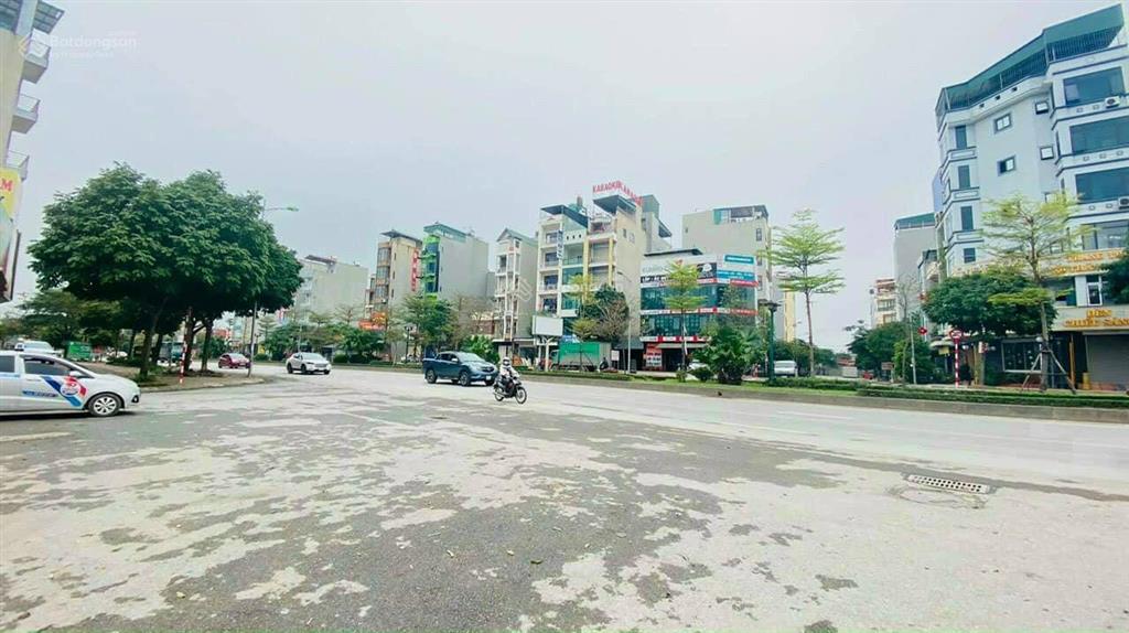 Siêu hiếm bán 200m2 đất mặt phố lê trọng tấn đường 40m kinh doanh đỉnh