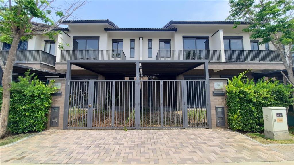 Nhà phố vườn 6x15m trục thông 16m trong đại đô thị waterpoint 355ha 3 mặt sông vàm cỏ đông