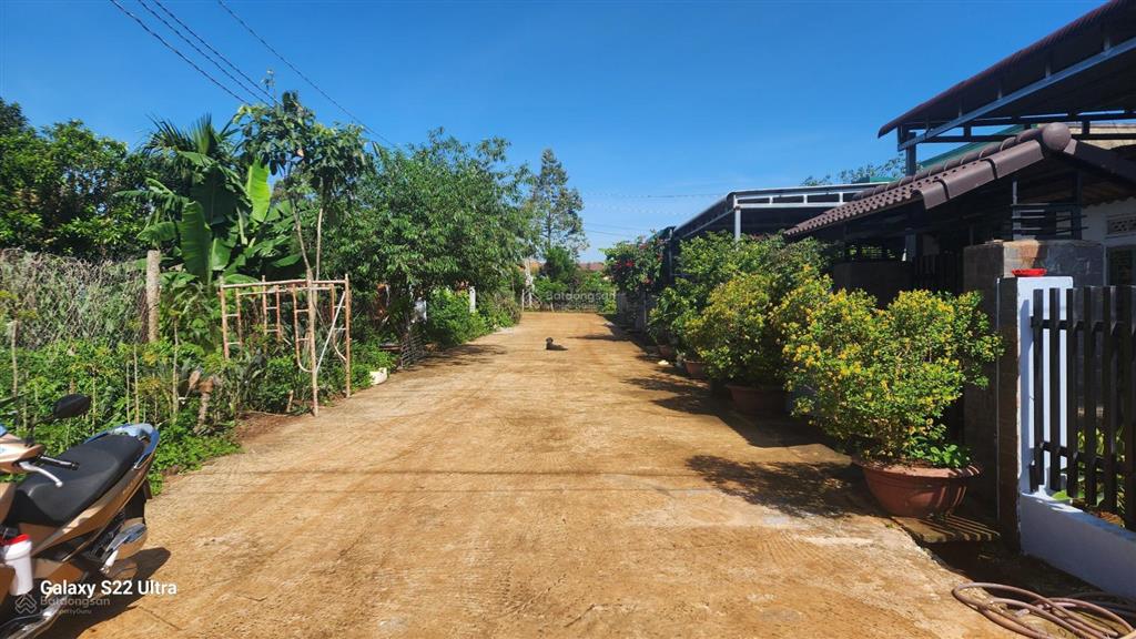 Giá tham khảo tốt trong khu vực chỉ 1,35 tỷ, dt 207 m² (7m x 29 m), full thổ cư tại xã hiệp thạnh, lâm đồng