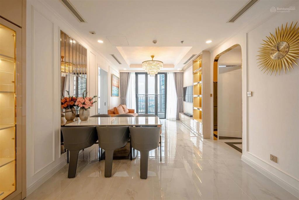 Cơ hội vàng bán căn hộ 2pn vinhomes central park view đẹp, full nội thất giá tốt tháng 7