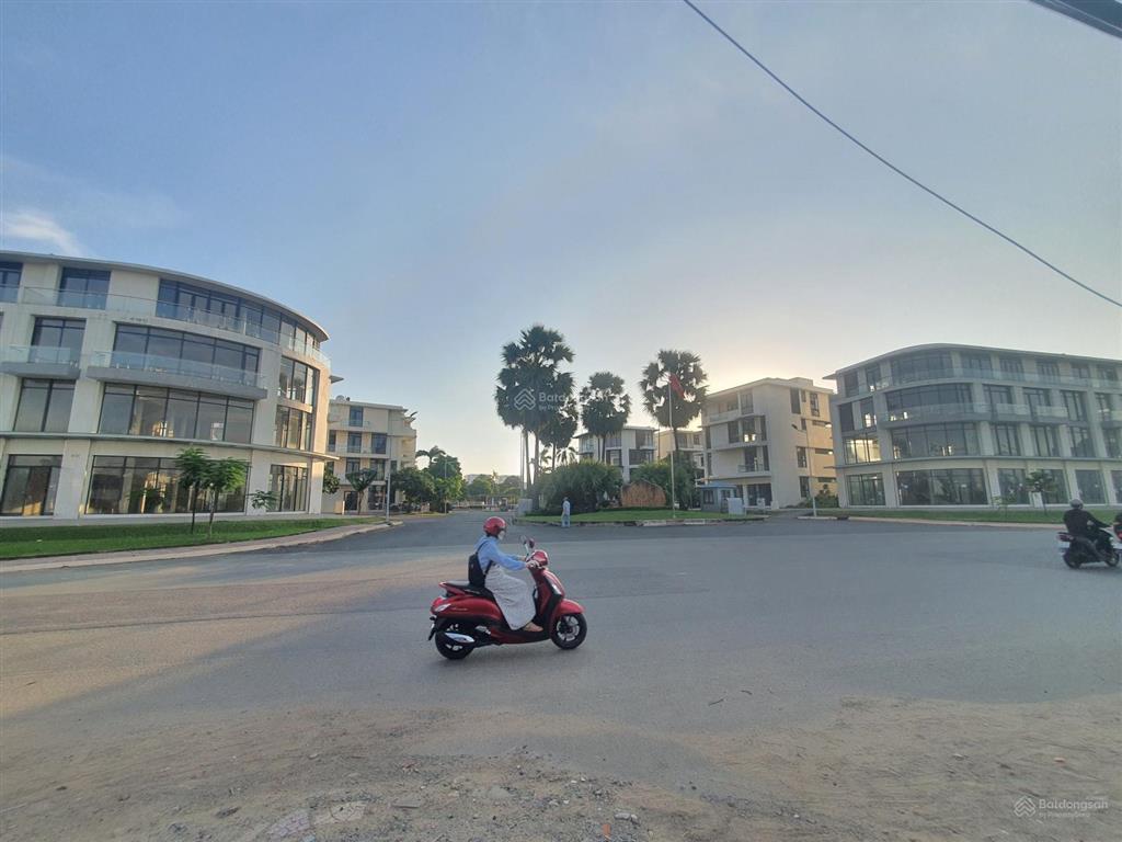 Bán lô đất 50,4m² ngay gần khúc giao đường liên phường và bưng ông thoàn