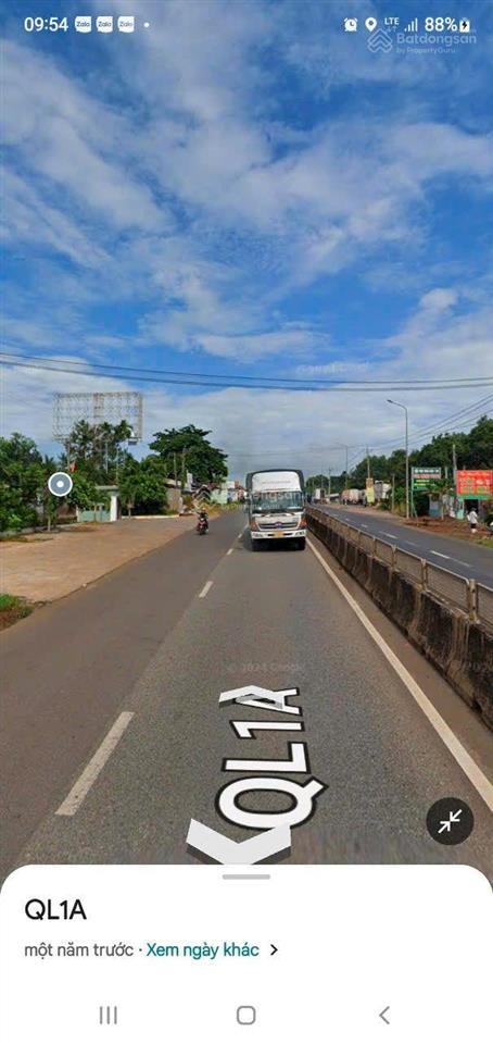 10tỷ5 hạ giá còn 5tỷ5, cho thuê 18tr/tháng thương lượng chính chủ, cần bán xưởng hai mặt tiền