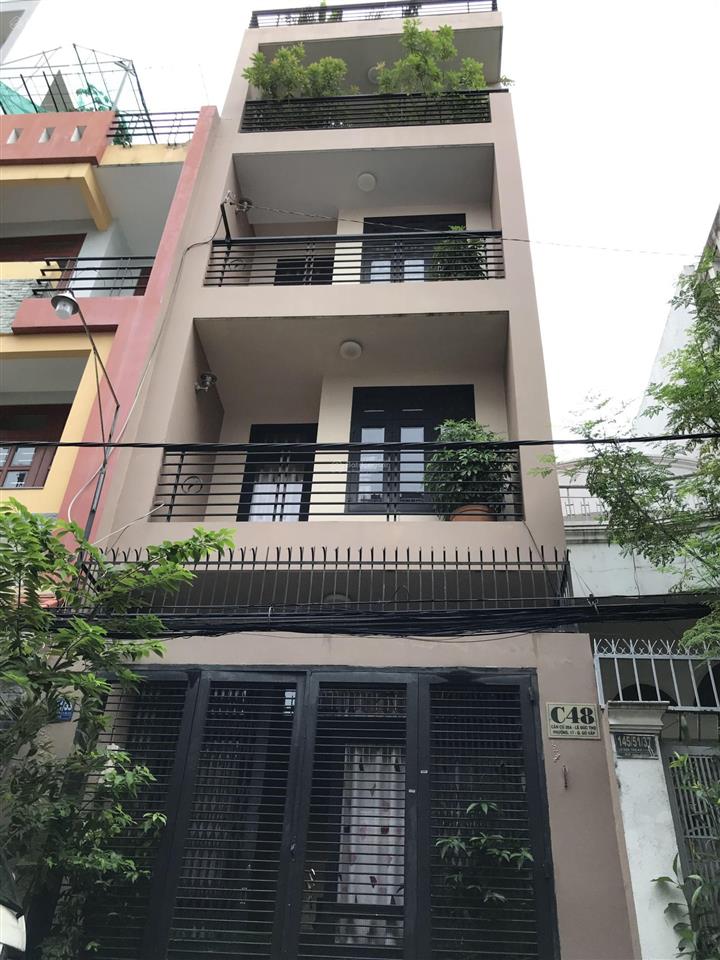 Nhà hẻm thông xe hơi dương quảng hàm p5 gv, sau siêu thị emark, dt 4x15m, 1 trệt 2 lầu st, 8 tỷ