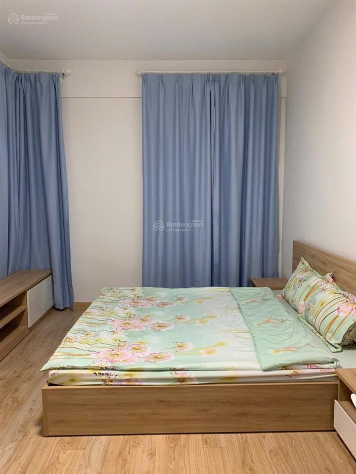 Bán gấp ch đức khải 147m2, 3pn 4wc, nội thất. giá 4,5 tỷ 0939 672 *** huệ