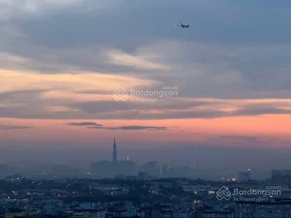 Căn hộ phúc đạt 2,350 tỷ tặng nội thất 60 m2 view hồ bơi. xem nhà 0909 633 ***