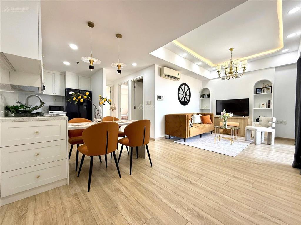 Bán gấp căn hộ masteri thảo điền tầng cao, view sông t4 77m2, 8.2 tỷ. em sang 0909 634 ***