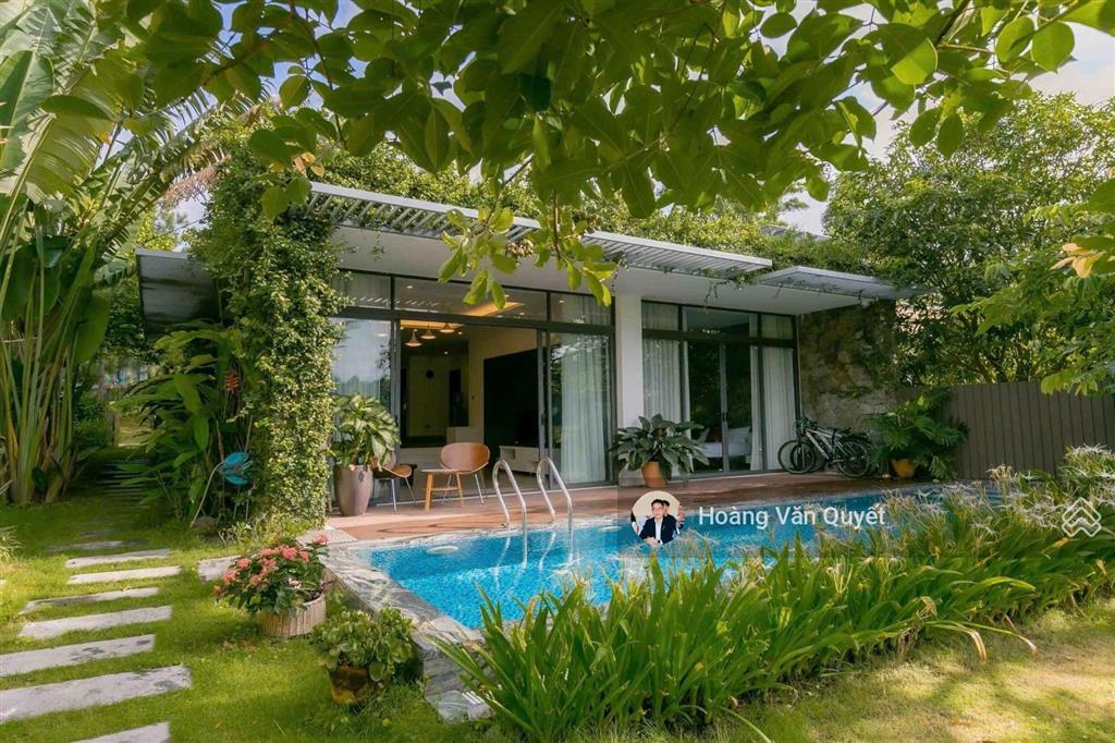 Biệt thự 323m2 mặt hồ bách thanh flamingo đại lải 3 ngủ view hồ đẹp chỉ 9,2 tỷ. 0962 202 ***
