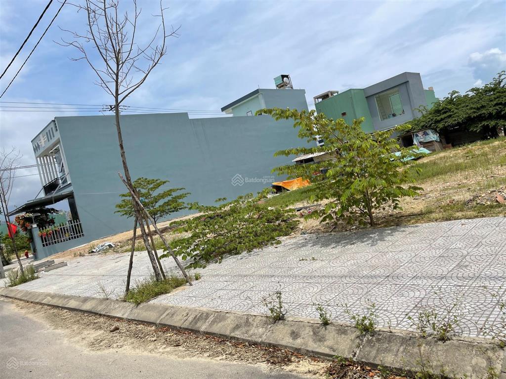 Tái định cư công nghệ cao đường 5.5m, giá siêu rẻ cần bán 2.35tỷ hoà liên liên chiểu 0905 556 ***