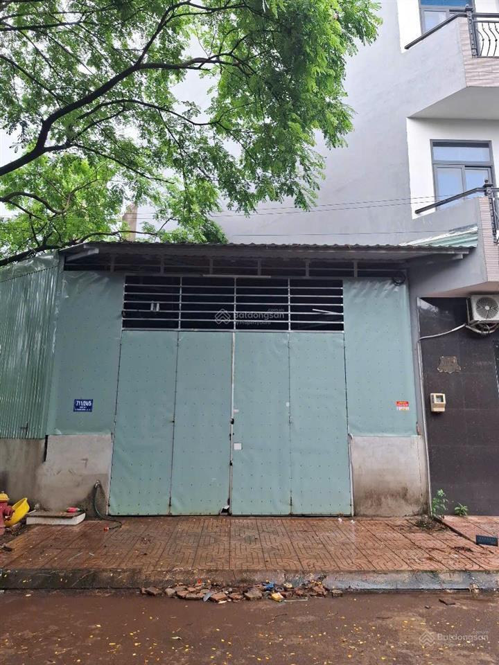 Bán lô đất hẻm tráng nhựa 711/24/5 ql1a, dt 6,4x12m. nở hậu 9m. (86,2m2). sổ hồng riêng