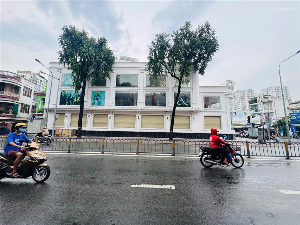 Siêu hot bán nhà góc 2 mặt tiền nguyễn văn luông quận 6, dt 20x21m, giá 65 tỷ siêu rẻ