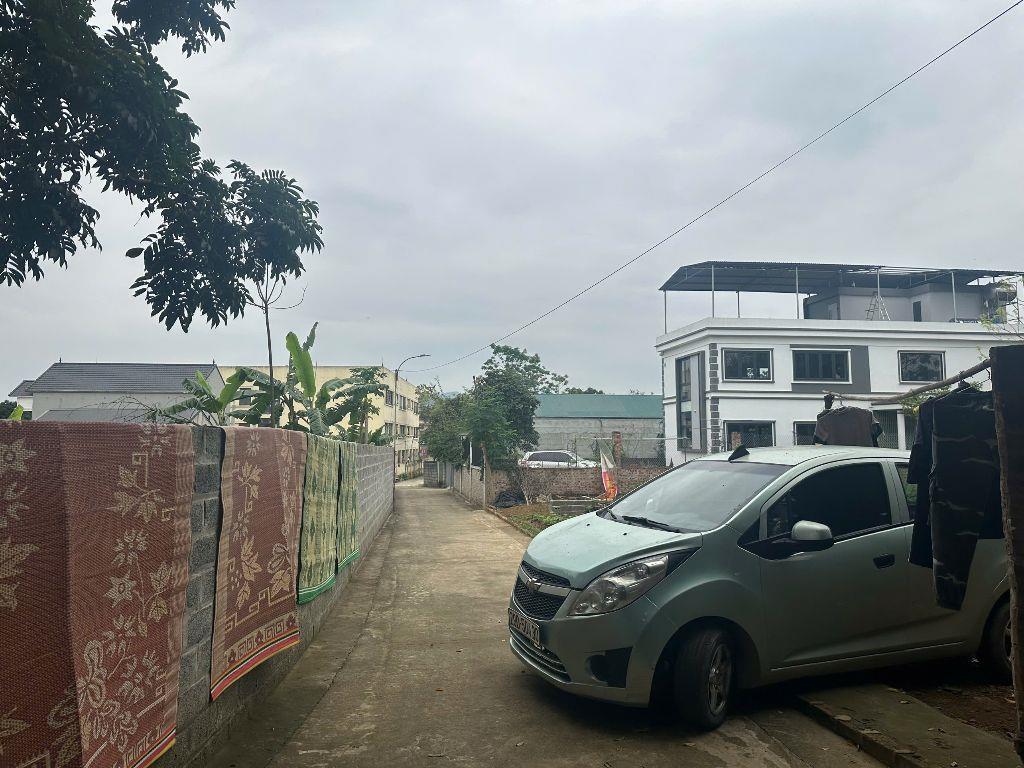 bán đất thổ cư trong dân xã Phú Cát diện tích 200 m2 có 100 m2 thổ cư