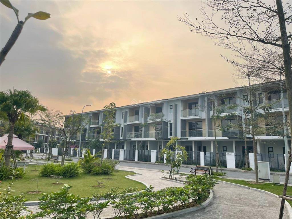 Bán căn liền kề t3 diện tích 96m2 view siêu đẹp