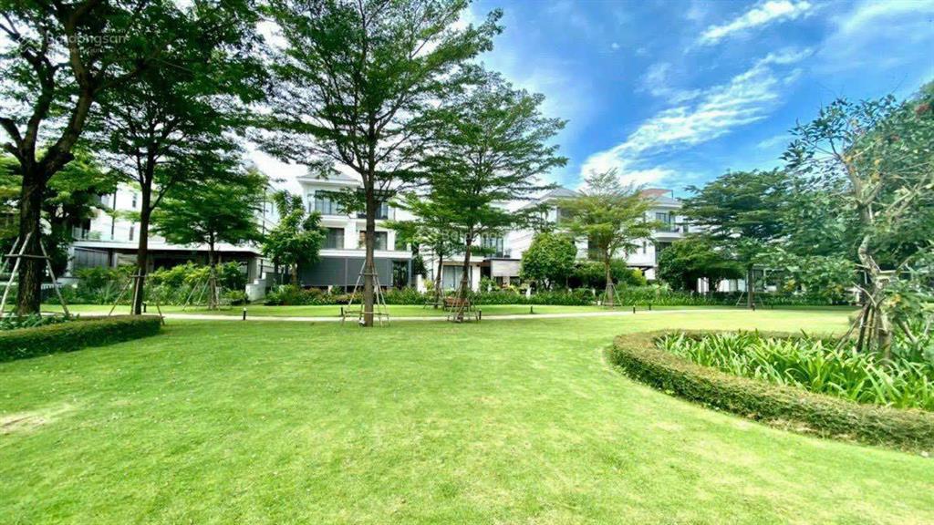Bán biệt thự nine south estate nam sài gòn. full nội thất giá 17,5 tỷ. 0911 199 ***