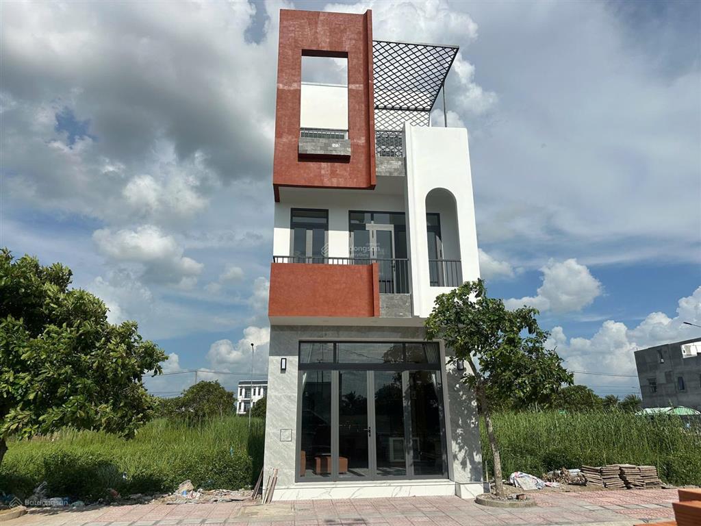 Bán nhà kdc the sol city nhà mới đẹp giá tốt. diện tích 5 x 16m giá bán 4,5 tỷ