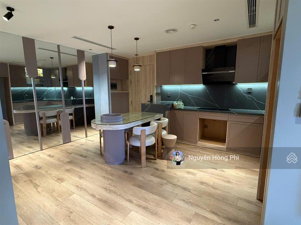Chính chủ gửi bán ch 77m2 le grand jardin sài đồng giá 5,7 tỷ ban công đn view thoáng, tầng đẹp