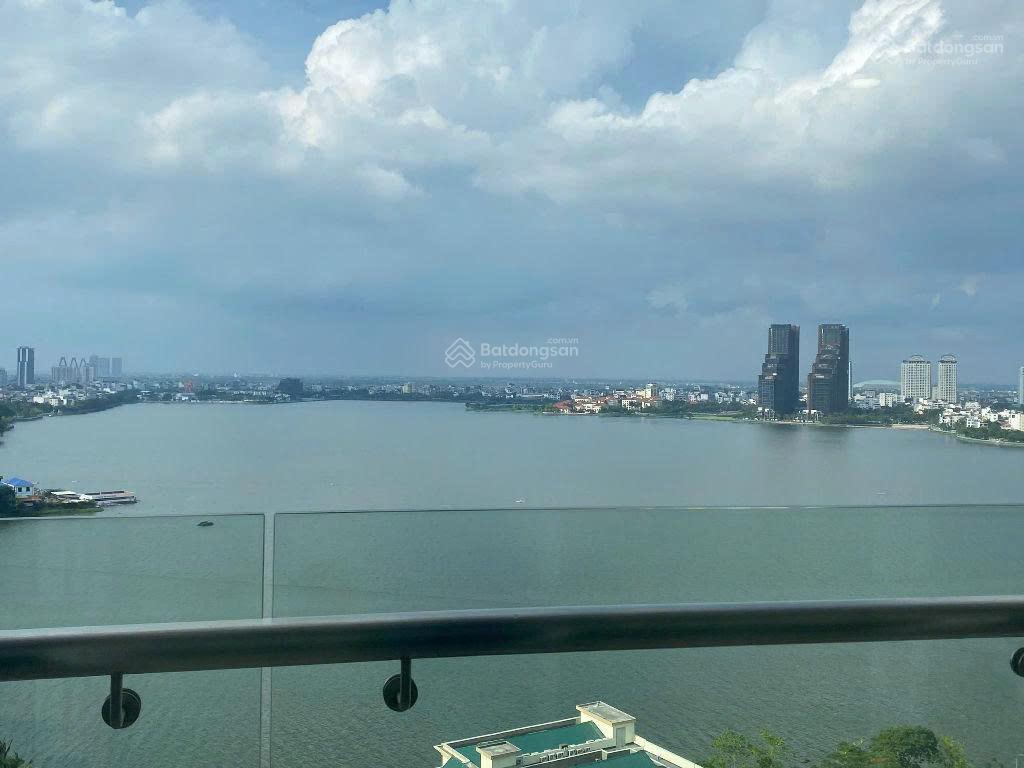 Bán căn hộ watermark 395 lạc long quân, 128m2, 3 pn, view hồ, tầng cao, ban công đb, giá 16,5 tỷ