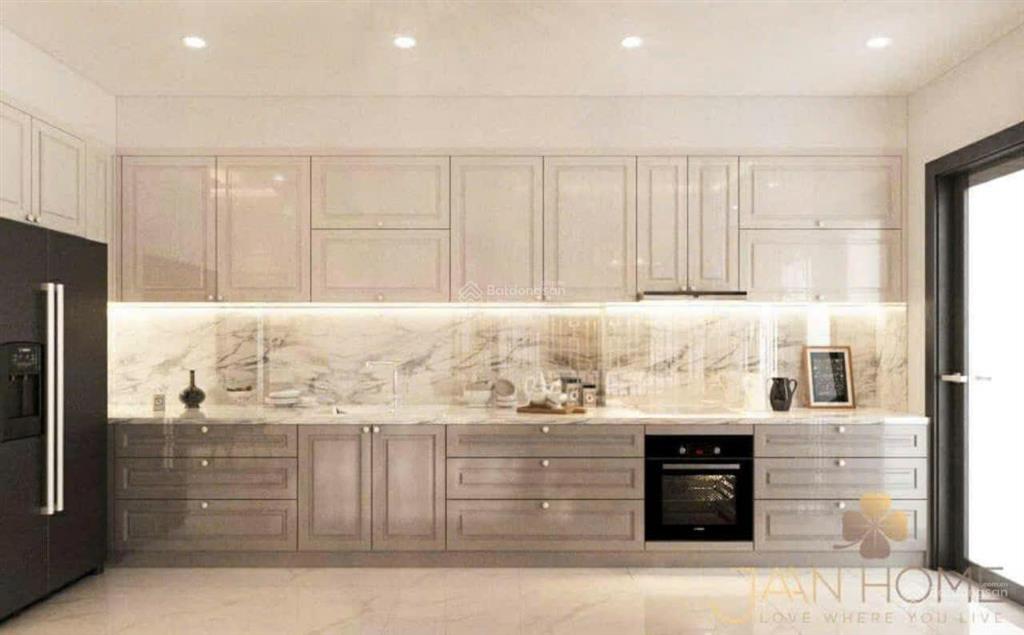 Bán nhà mới 100% sunrise city 3pn 2wc dt 130m2 9tỷ có sổ hồng sẵn call ngay em hưng
