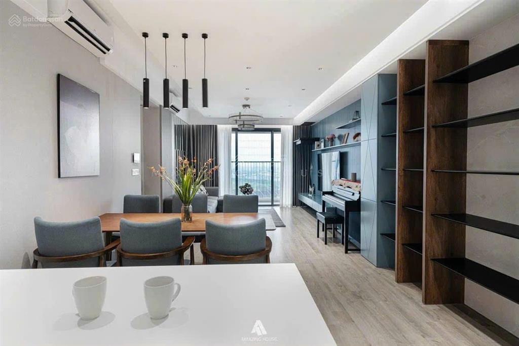 Giá thật, một trong số ít căn 3pn, 107m2, tầng trung, nhà đẹp, chỉ 10 tỷ. 0343 202 ***