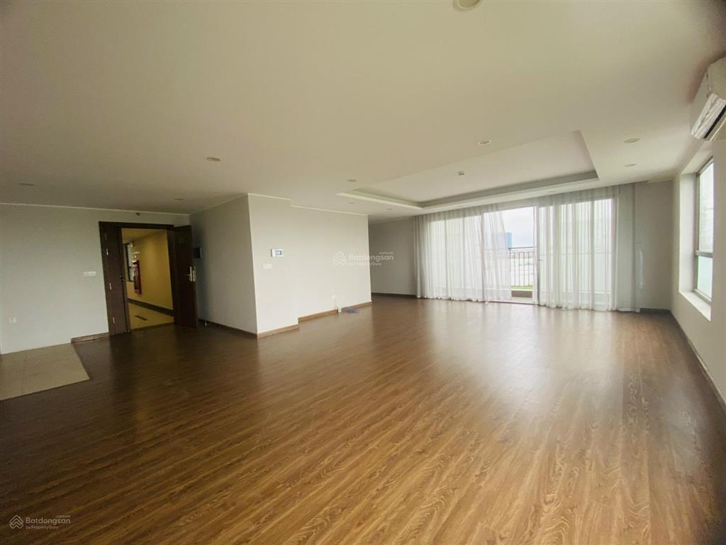 Bán căn góc 3pn 168m2 view lotte mall và hồ tây/ đã có sổ/ giá 15.5 tỷ bp/ 0986 558 ***
