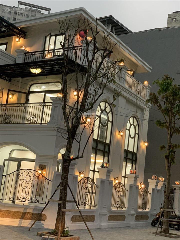 Chính chủ bán biệt thự lô góc bt7 kđt văn khê dt 181.1m2 hoàn thiện đẹp full nội thất