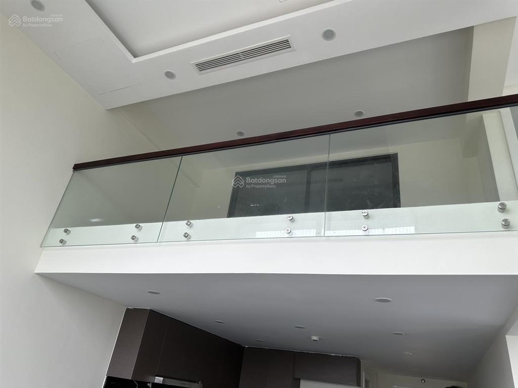 Bán căn hộ 65m2, 2 tầng duplex cạnh times city, tầng thoáng view đẹp, mát mẻ, nội thất đầy đủ