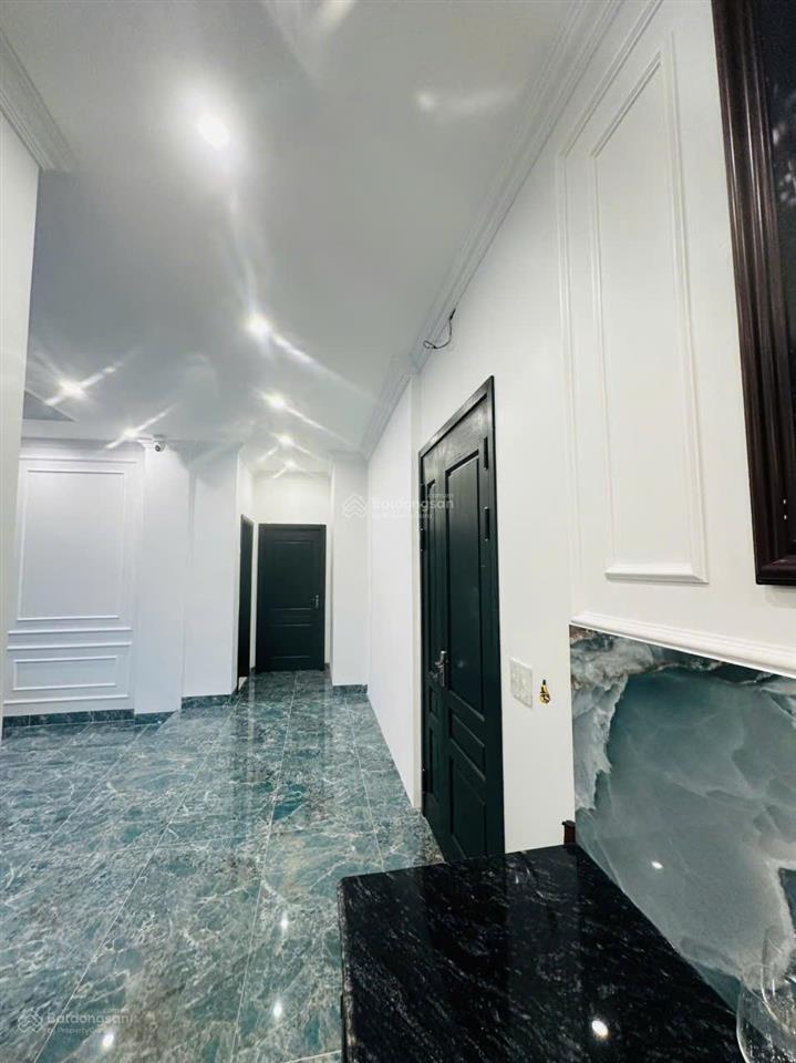 Chính chủ bán khách sạn 6 tầng, khu du lịch cao cấp ao tiên vân đồn 56 tỷ