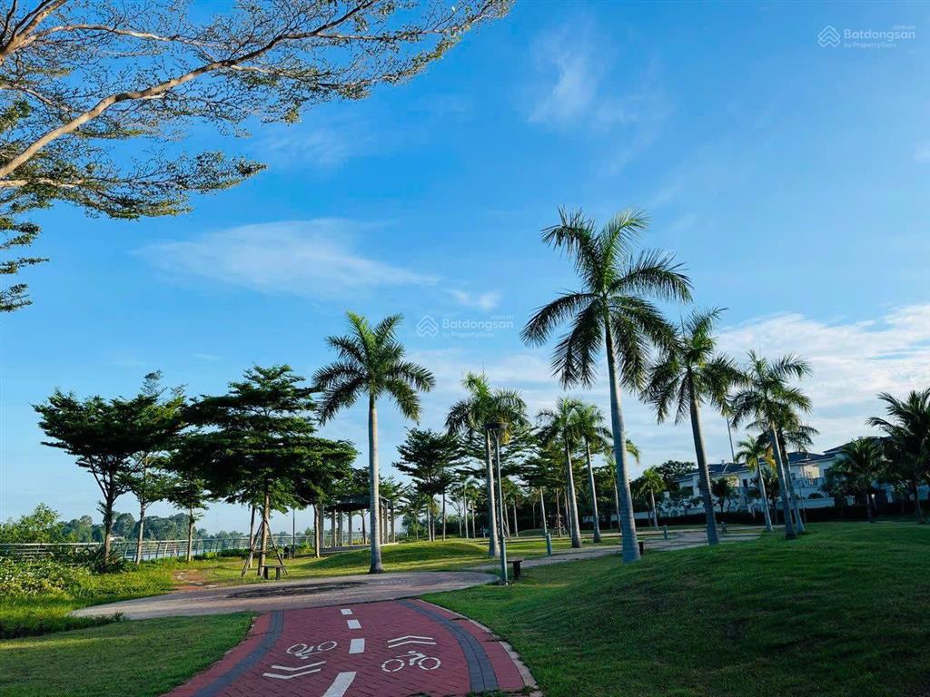 Hot! hiếm có 1 căn biệt thự đơn lập zone 4 vị trí rất đẹp gần công viên 22ha, giá ngợp nhất dự án