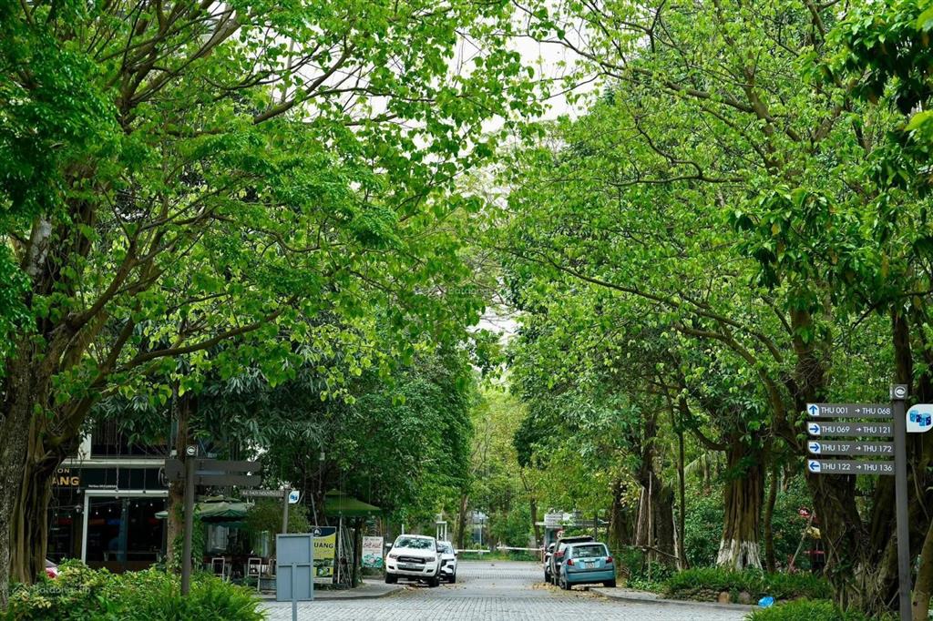 Bán nhà phố thuỷ nguyên ecopark, 100m2, sổ đỏ. giá bán 17.9 tỷ. 0932 560 ***