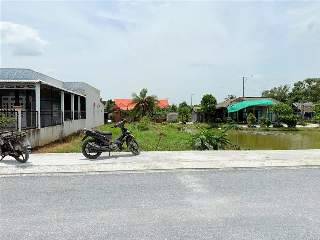 6x43m = 259,6m2 đất full thổ cư giá 1,5 tỷ thương lượng vị trí xã tân phước tây