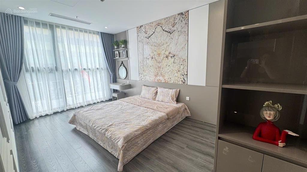 Bán gấp căn hộ cc 2 phòng ngủ 70,7m² tại zenpark full đồ, thiết kế sang trọng, giá tốt