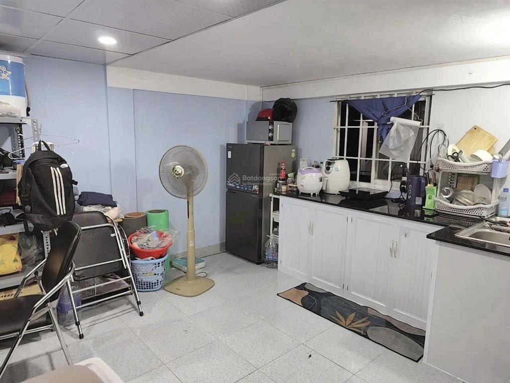 Nhà becamex mỹ phước 1, lầu 1 giá 300 triệu, thuê 2,4 triệu/th. toàn quốc mua được